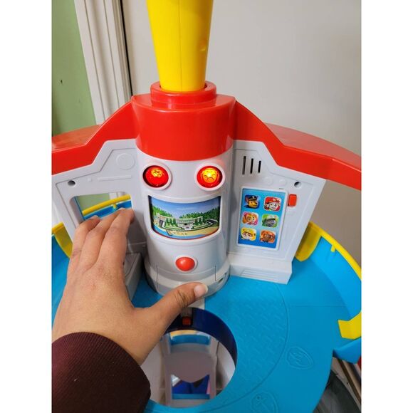 A huge lot of paw patrol toys includes lookout tower, bus, plane, and ship - Picture 3 of 7